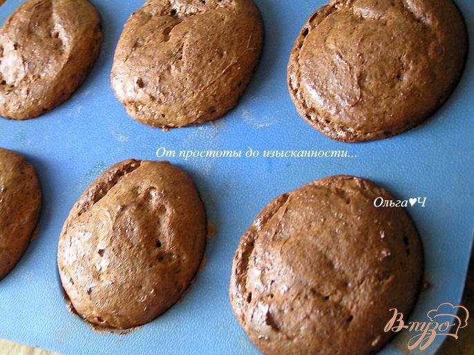 Фото приготовление рецепта: Шоколадно-творожные кексы шаг №6