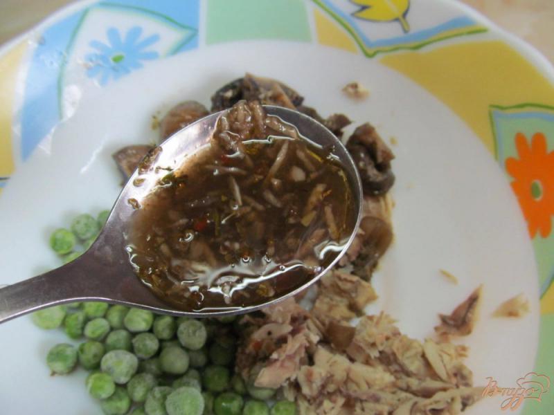 Фото приготовление рецепта: Салат из риса с курицей шаг №3