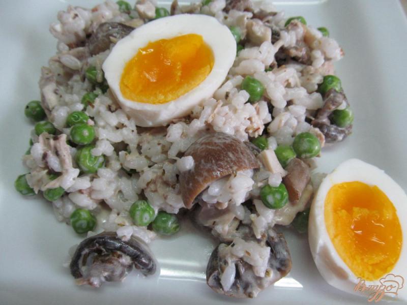 Фото приготовление рецепта: Салат из риса с курицей шаг №5
