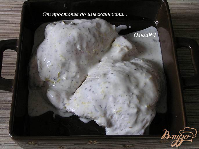 Фото приготовление рецепта: Курица в йогурте с лимоном и орегано шаг №5