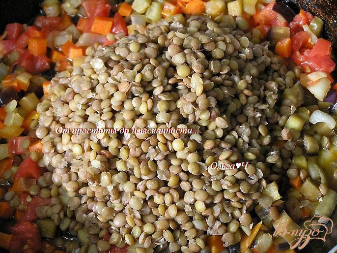 Фото приготовление рецепта: Овощное рагу с чечевицей шаг №6