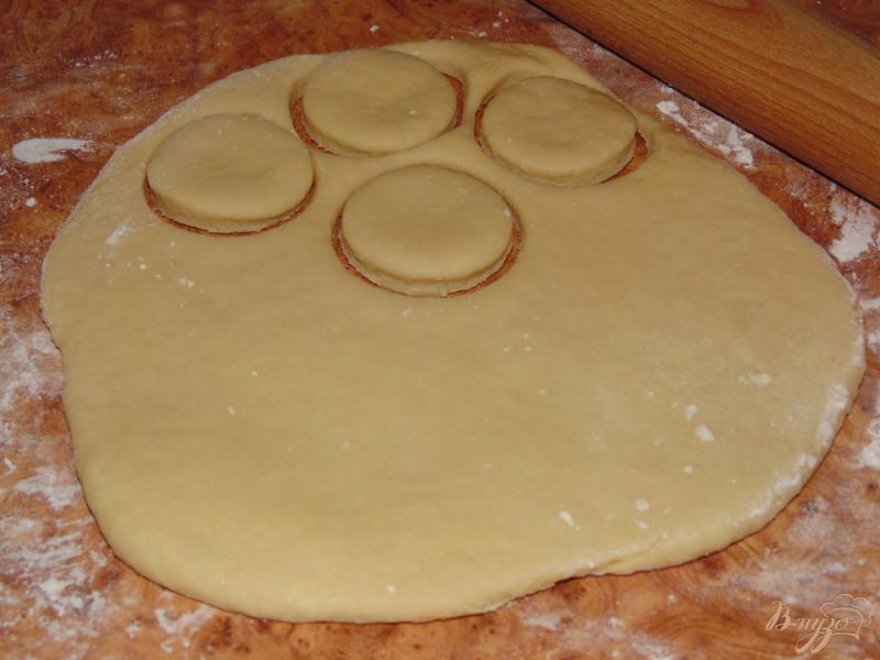 Фото приготовление рецепта: Ванильное молочное печенье шаг №5