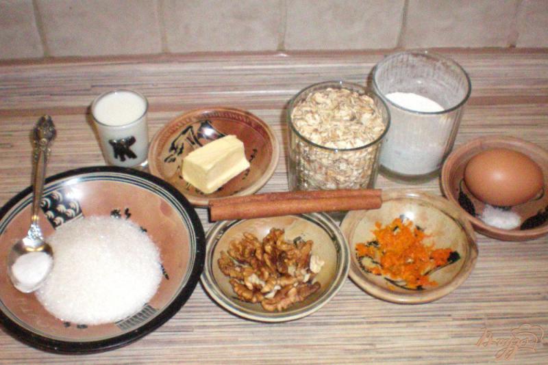 Фото приготовление рецепта: Овсяное печенье с цедрой апельсина, корицей и орехами шаг №1