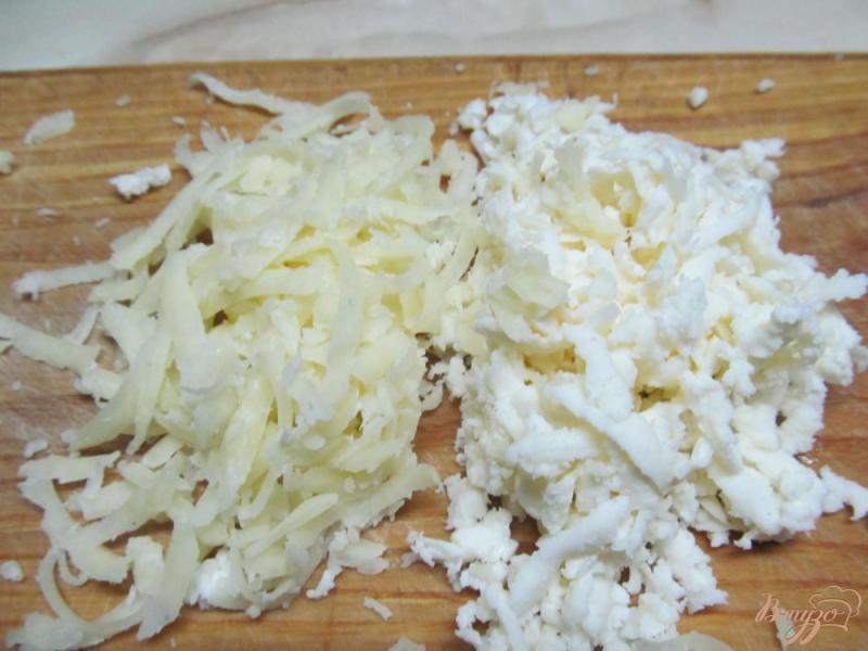 Фото приготовление рецепта: Запеченная капуста под сырным соусом шаг №2
