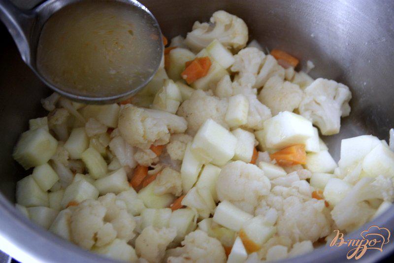 Фото приготовление рецепта: Овощной крем-суп шаг №4