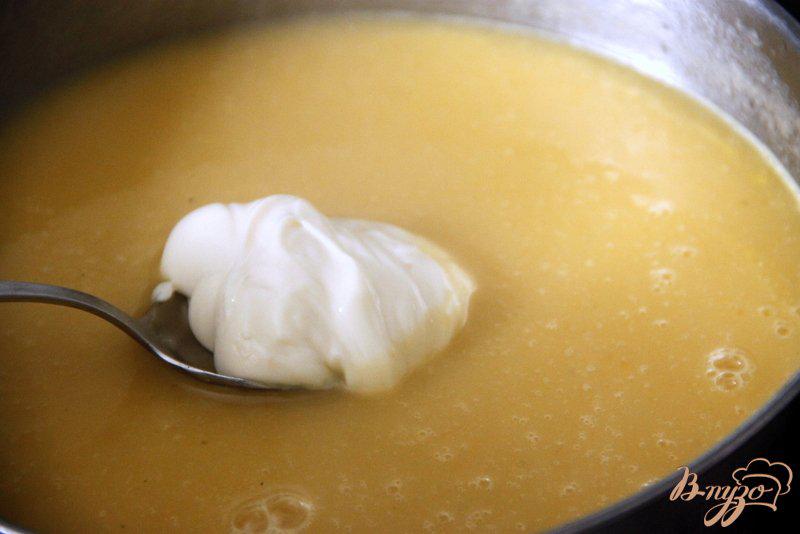 Фото приготовление рецепта: Сырно-овощной крем-суп шаг №6