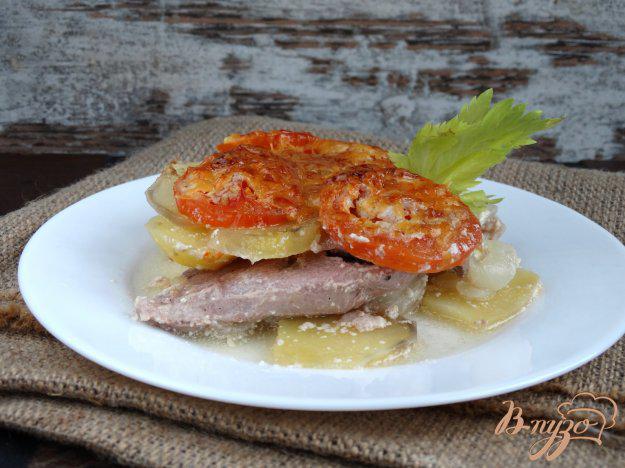 Фото приготовление рецепта: Мясо по-французски со сметанно-горчичным соусом шаг №11
