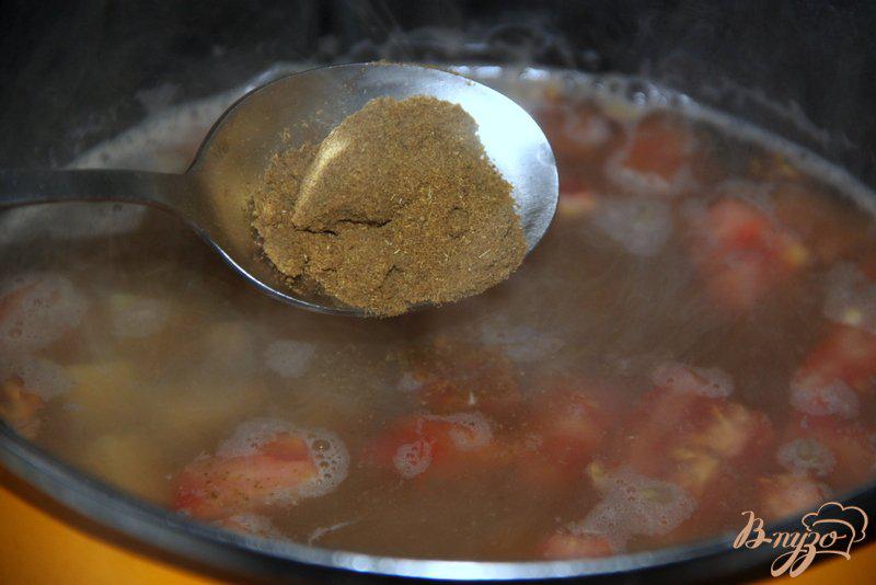 Фото приготовление рецепта: Суп с чечевицей и с печеными овощами шаг №6