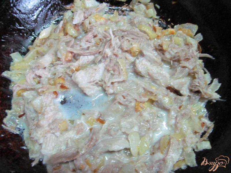 Фото приготовление рецепта: Полента с мясом свинины шаг №6