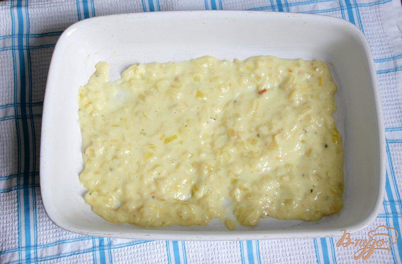 Фото приготовление рецепта: Запеканка из  капусты и фарша, с картофелем шаг №8