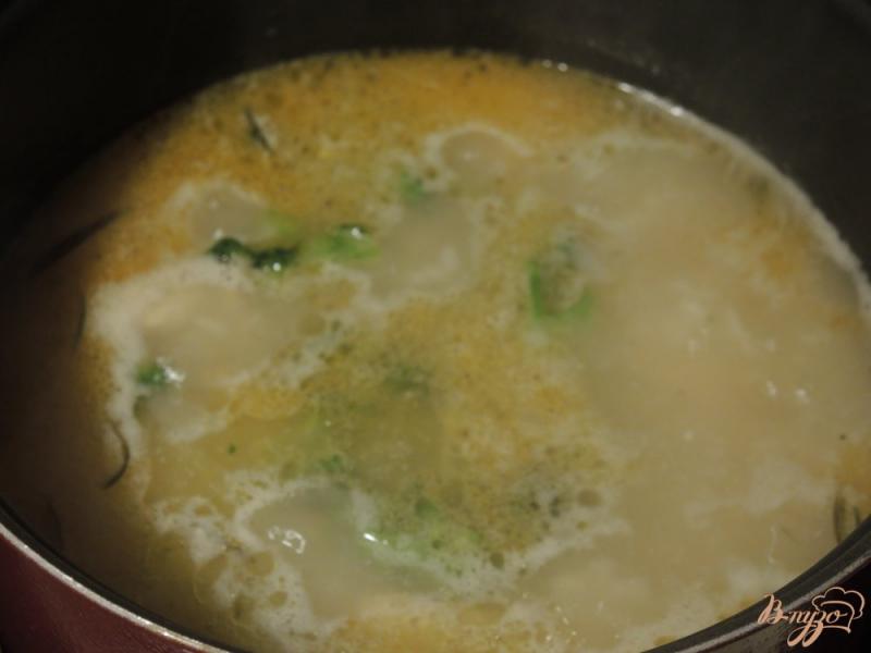 Фото приготовление рецепта: Суп с запеченной курицей шаг №4