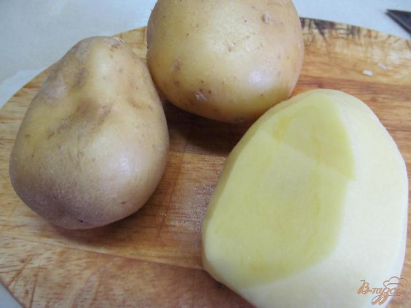 Фото приготовление рецепта: Картофель гармошка с беконом шаг №1
