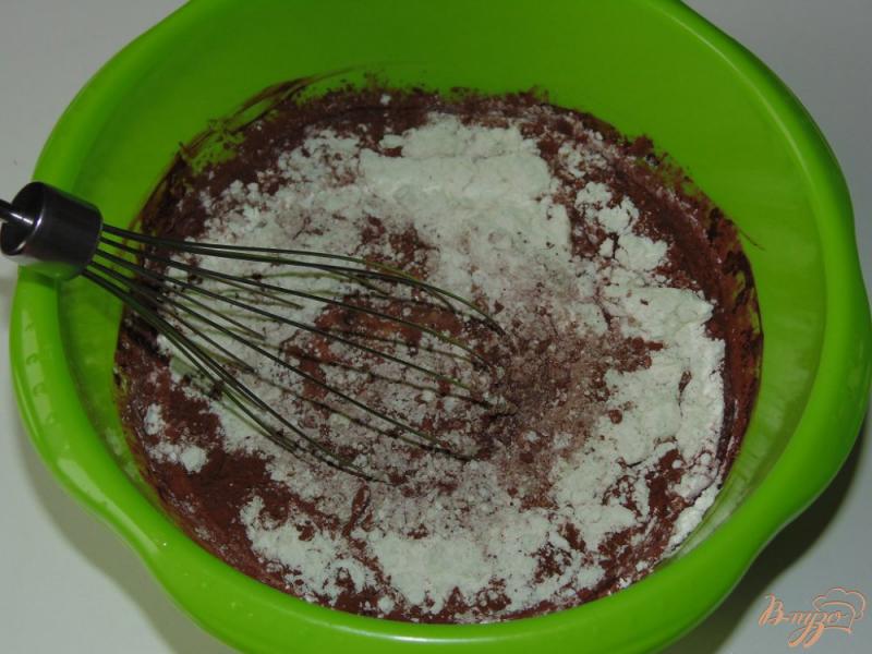 Фото приготовление рецепта: Шоколадные блины с вареной сгущенкой шаг №2