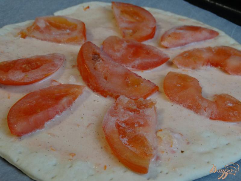 Фото приготовление рецепта: Домашняя пицца с индейкой шаг №3