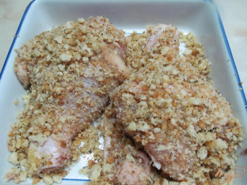 Фото приготовление рецепта: Куриные ножки начиненные хлебной крошкой шаг №6