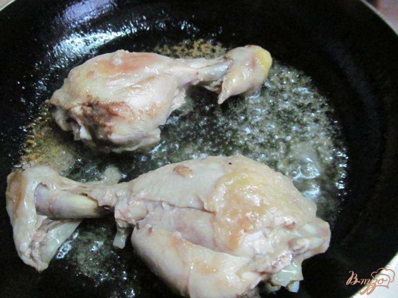 Фото приготовление рецепта: Куриные ножки с перловкой и спаржевой фасолью шаг №1