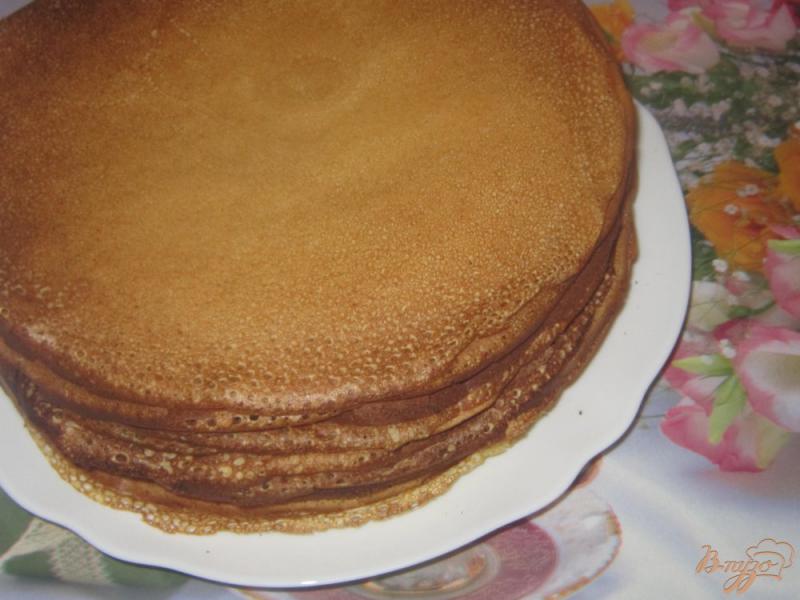 Фото приготовление рецепта: Блинный торт с вареной сгущенкой шаг №5