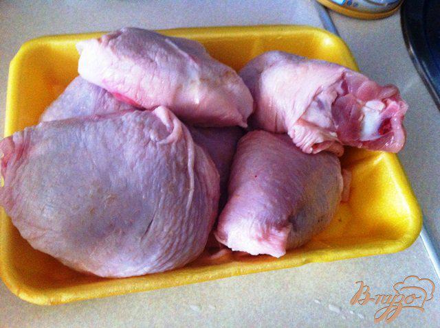 Фото приготовление рецепта: Куриные бедра в остро-сладком маринаде шаг №1