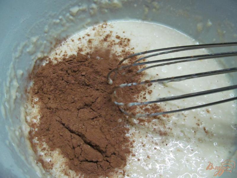 Фото приготовление рецепта: Шоколадные блины с творогом курагой и инжиром шаг №2