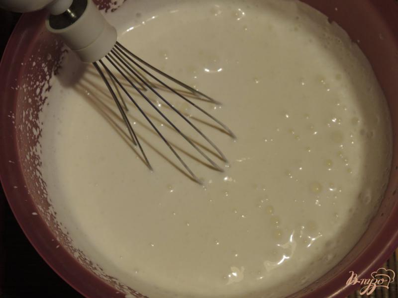 Фото приготовление рецепта: Фруктовый десерт с кремом шаг №5