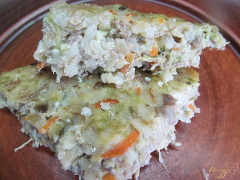Фото приготовление рецепта: Запеканка с мясом кабачками и рисом шаг №9