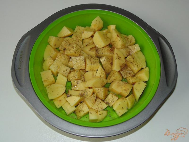 Фото приготовление рецепта: Запеченный картофель с вешенками под сыром шаг №1