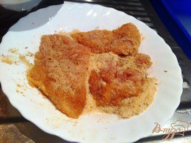 Фото приготовление рецепта: Отбивные из куриного филе в панировке шаг №6