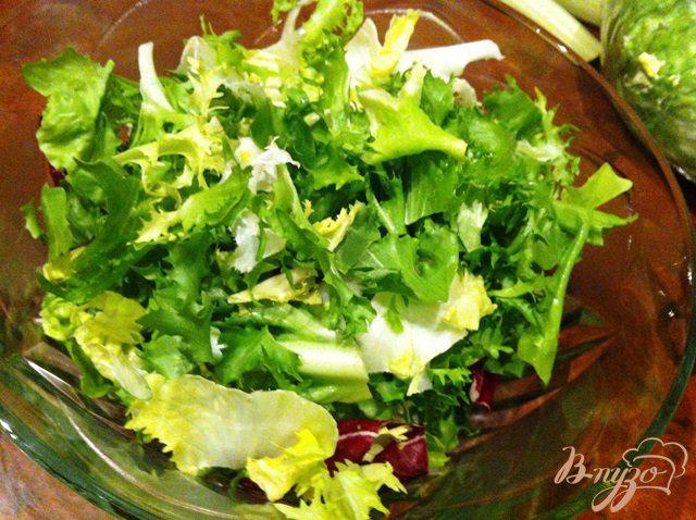 Фото приготовление рецепта: Салат из овощей с копченым лососем шаг №1
