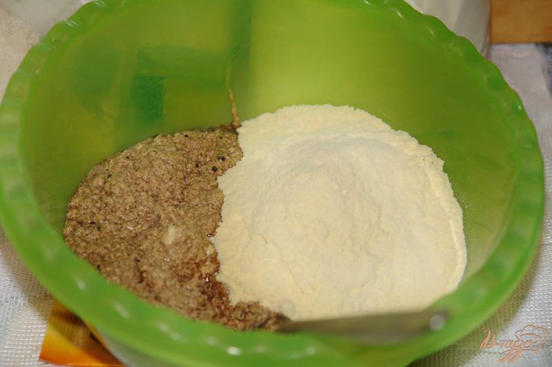 Фото приготовление рецепта: Кукурузно-рисовый кекс шаг №4