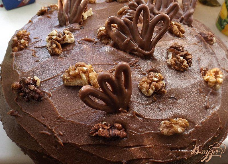 Фото приготовление рецепта: Шоколадный торт с суфле шаг №8
