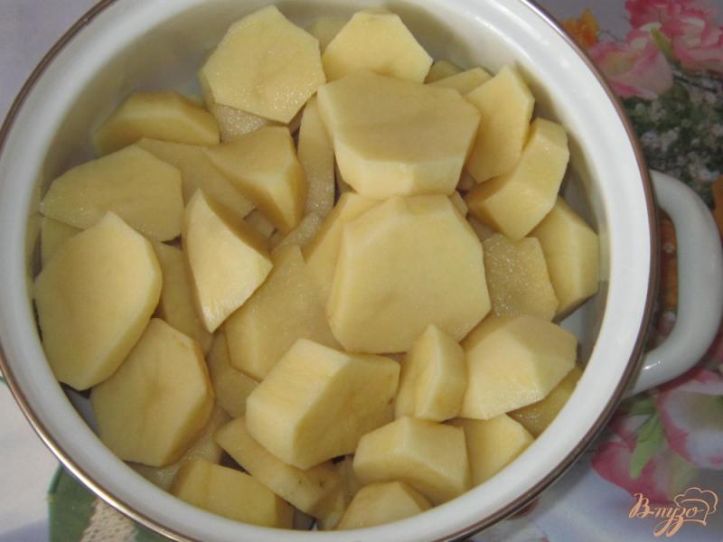 Фото приготовление рецепта: Картошка ароматная в горшочке шаг №1