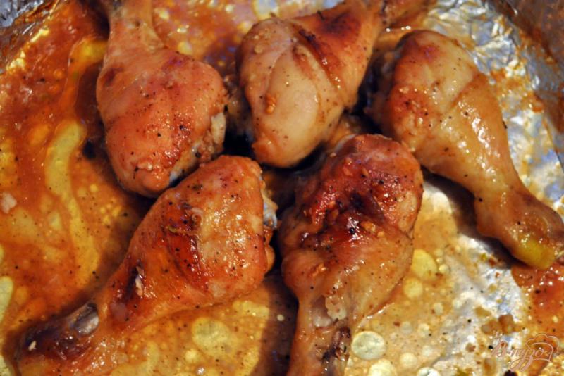 Фото приготовление рецепта: Куриные голени запеченные в медово - томатном соусе шаг №5