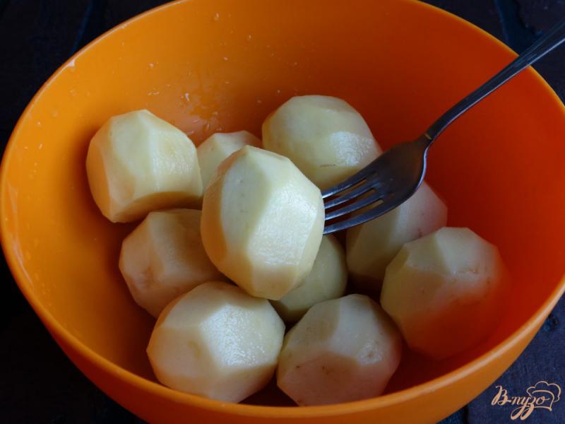 Фото приготовление рецепта: Картофель маринованный запеченный в рукаве шаг №2