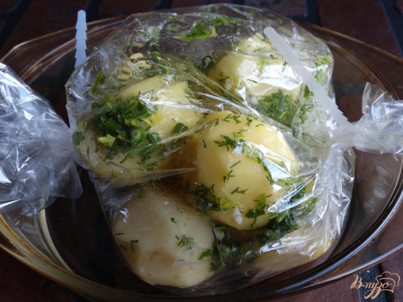 Фото приготовление рецепта: Картофель маринованный запеченный в рукаве шаг №4