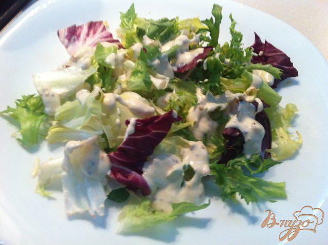 Фото приготовление рецепта: Овощной салат с куриным филе и киви шаг №5