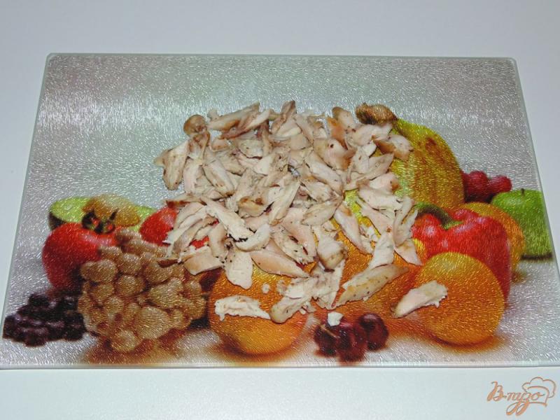 Фото приготовление рецепта: Капустный салат с куриным мясом шаг №1