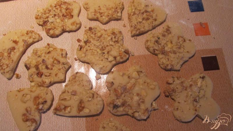 Фото приготовление рецепта: Печенье на рассоле шаг №6