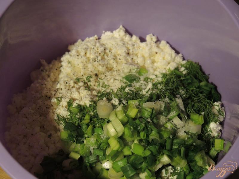 Фото приготовление рецепта: Крем-сыр из творога и зелени шаг №2