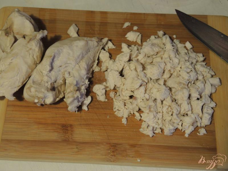 Фото приготовление рецепта: Запеканка из макарон и курицы шаг №4