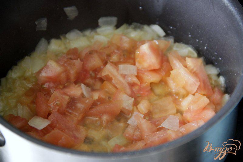 Фото приготовление рецепта: Ароматные котлетки в нежном томатном соусе шаг №4