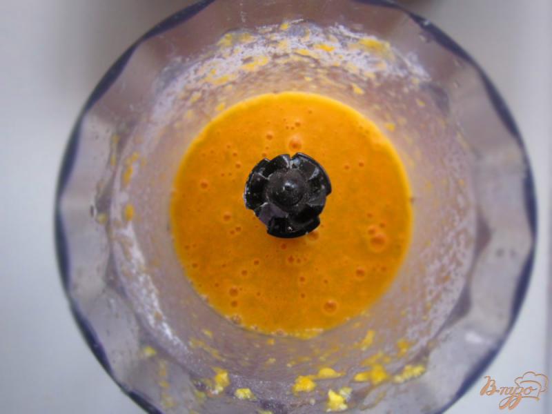 Фото приготовление рецепта: Творожная запеканка с апельсином шаг №4