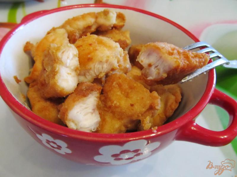 Фото приготовление рецепта: Куриное филе с хрустящей корочкой шаг №8