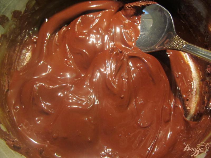 Фото приготовление рецепта: Шоколадные конфеты с черносливом и кунжутом шаг №2