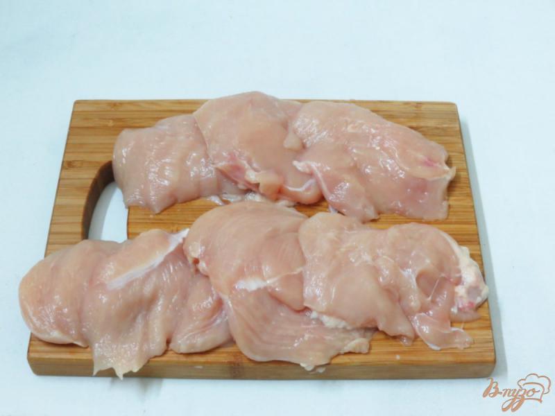 Фото приготовление рецепта: Шницеля из куриной грудки шаг №1