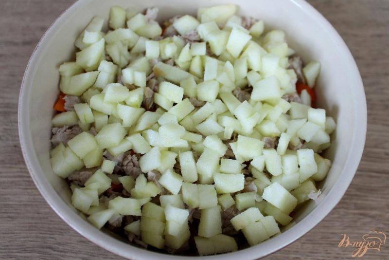 Фото приготовление рецепта: Мясной салат с черемшой шаг №4