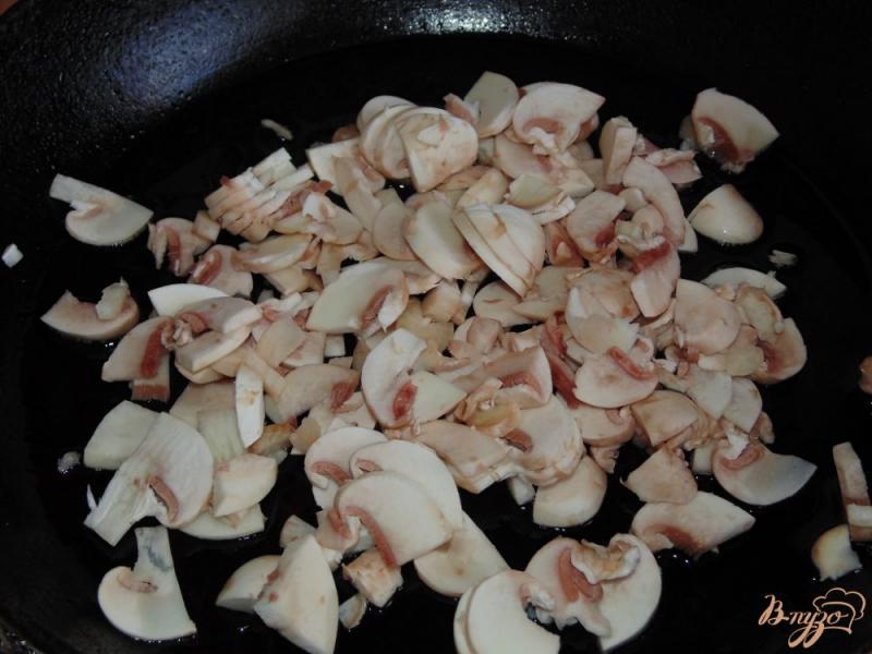 Фото приготовление рецепта: Картофельный салат с шампиньонами шаг №1