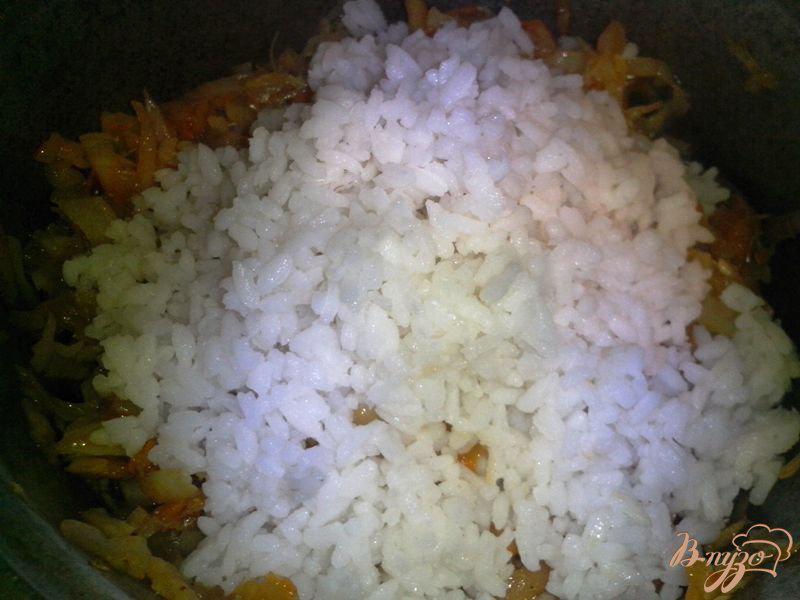 Фото приготовление рецепта: Солянка с капустой и рисом постная шаг №4