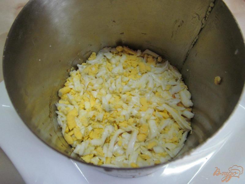 Фото приготовление рецепта: Салат «Лукошко с грибами» шаг №5