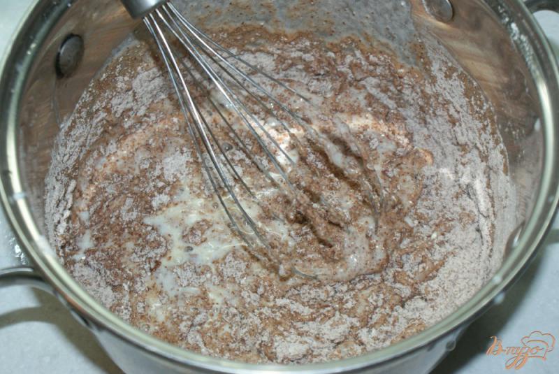 Фото приготовление рецепта: Быстрые кексы в микроволновке шаг №2