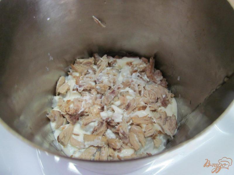 Фото приготовление рецепта: Салат из риса с мясом и брынзой шаг №2